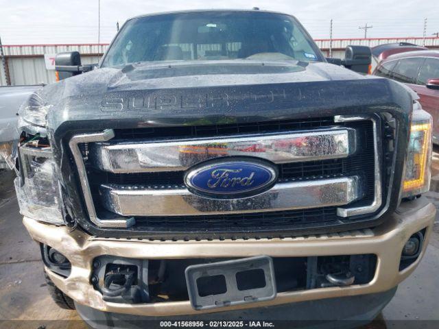 Ford F-250 Lariat Image 12