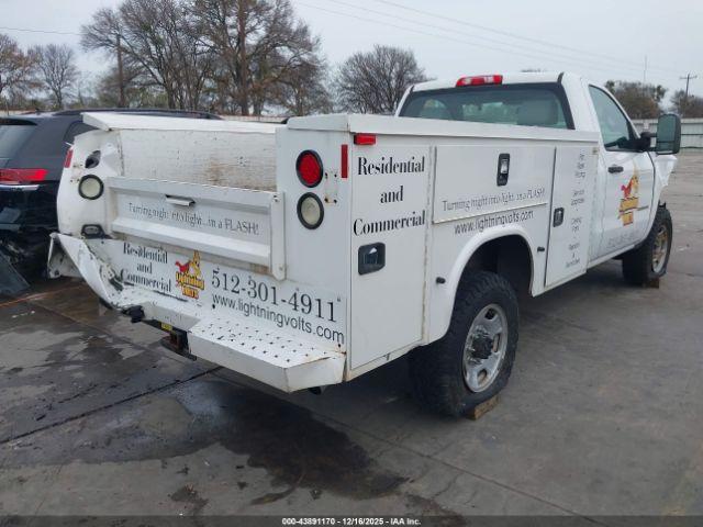 Chevrolet Silverado 2500 Wt Image 10