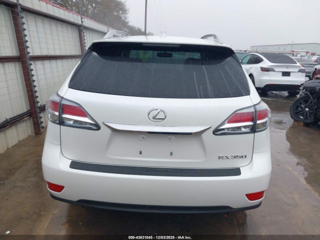 Lexus RX Image 15