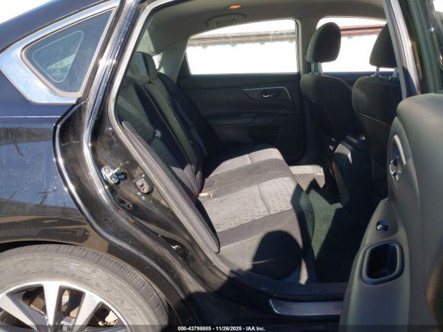 Nissan Altima 2.5 Sv Image 20