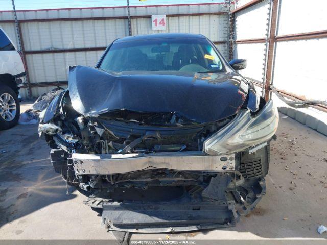 Nissan Altima 2.5 Sv Image 4