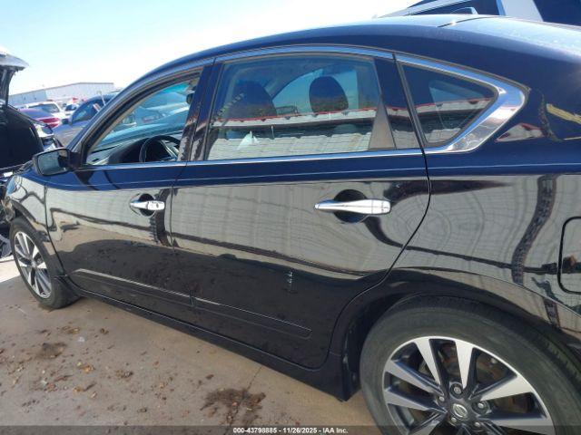 Nissan Altima 2.5 Sv Image 9