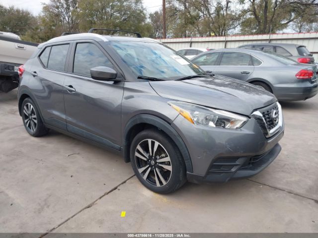 Nissan Kicks Sv Image 1