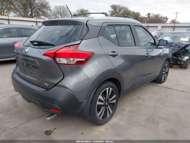 Nissan Kicks Sv Image 5