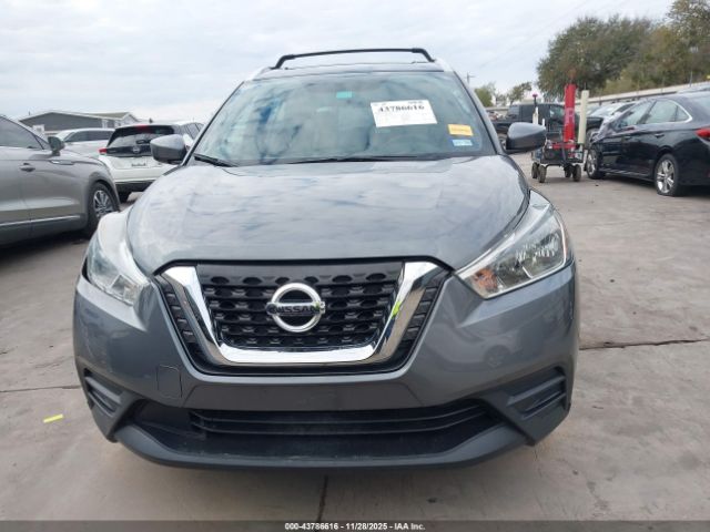 Nissan Kicks Sv Image 16