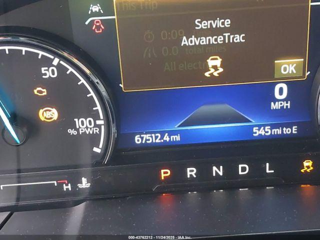 Ford Maverick Lariat Image 6