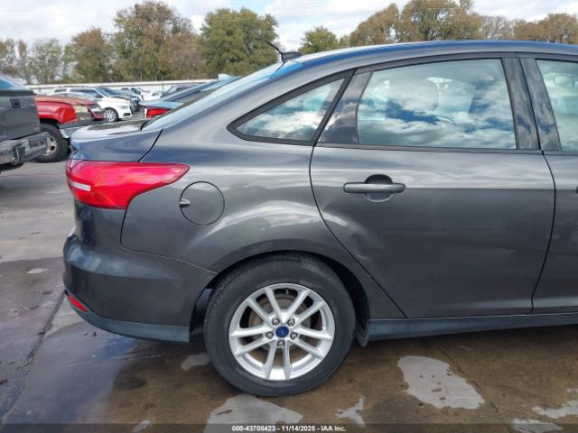 Ford Focus Se Image 3