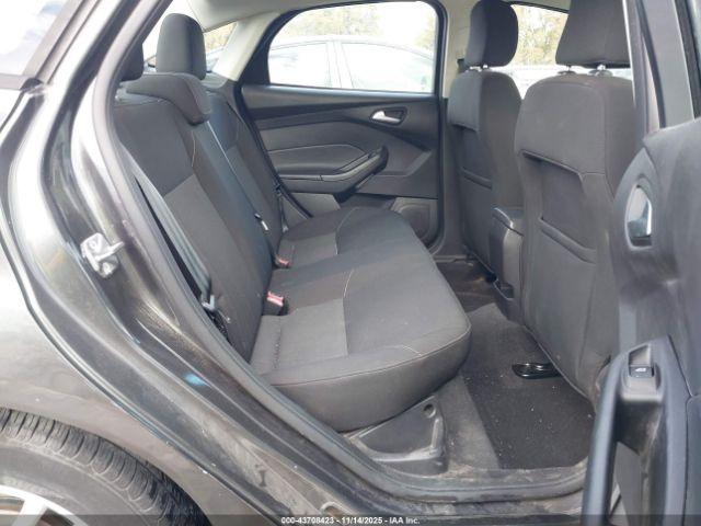 Ford Focus Se Image 2