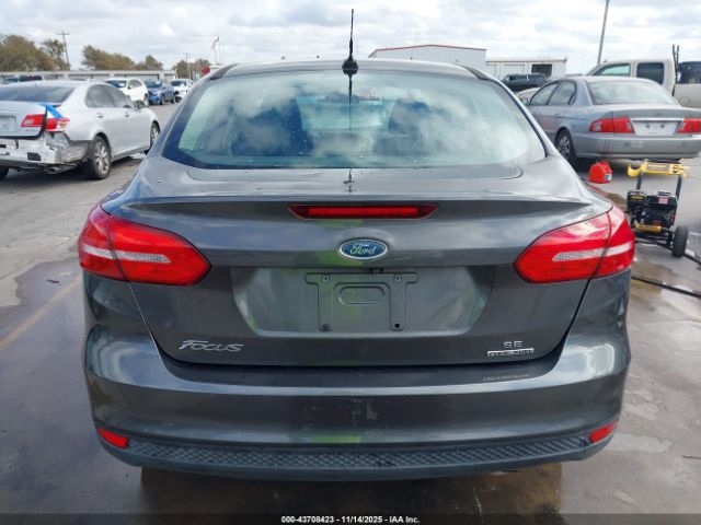 Ford Focus Se Image 13