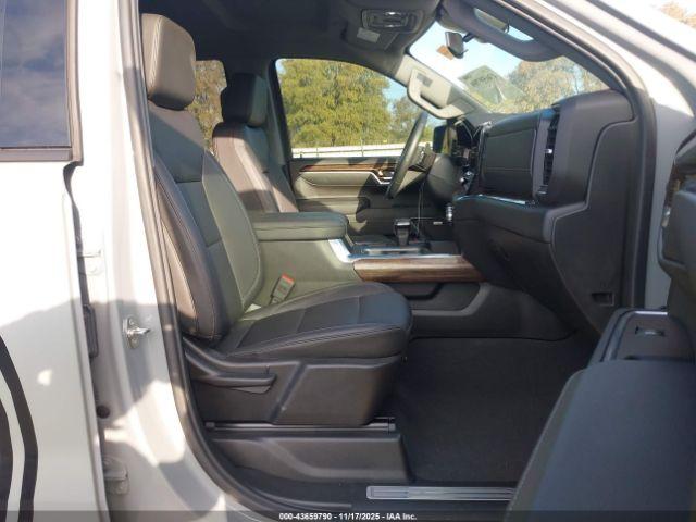 GMC Sierra 1500 4wd  Short Box Elevation With 3sb Image 7