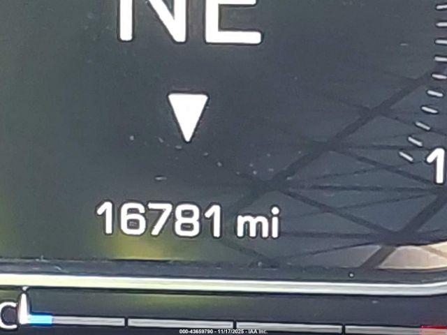 GMC Sierra 1500 4wd  Short Box Elevation With 3sb Image 10