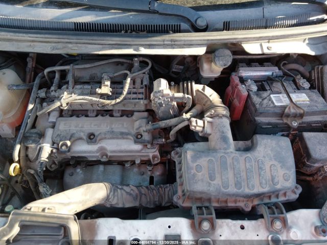 Chevrolet Spark 1lt Cvt Image 8