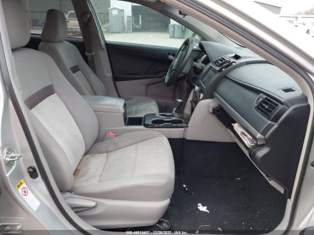 Toyota Camry L Image 17