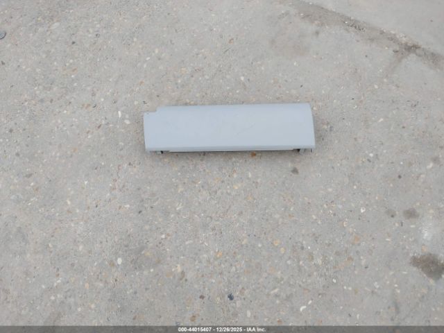 Toyota Camry L Image 4