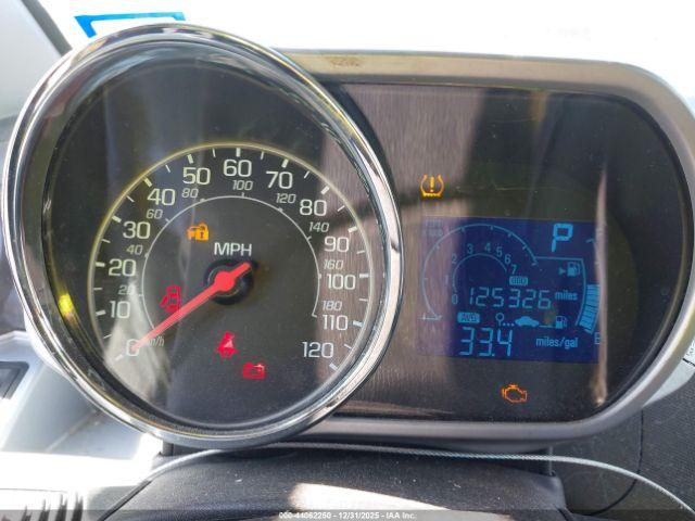 Chevrolet Spark 2lt Auto Image 6