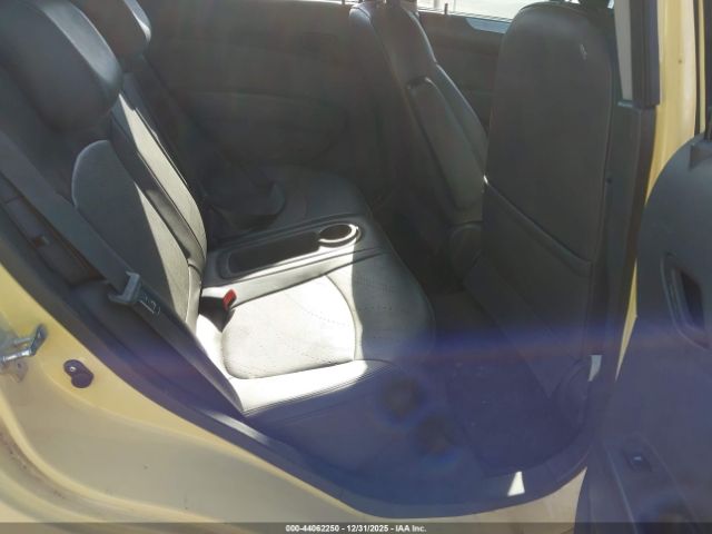 Chevrolet Spark 2lt Auto Image 4