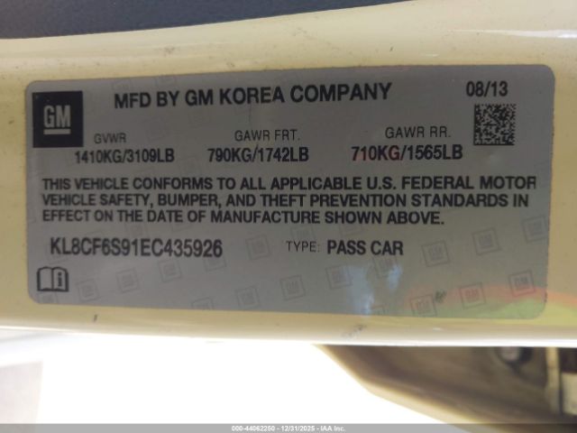 Chevrolet Spark 2lt Auto Image 2