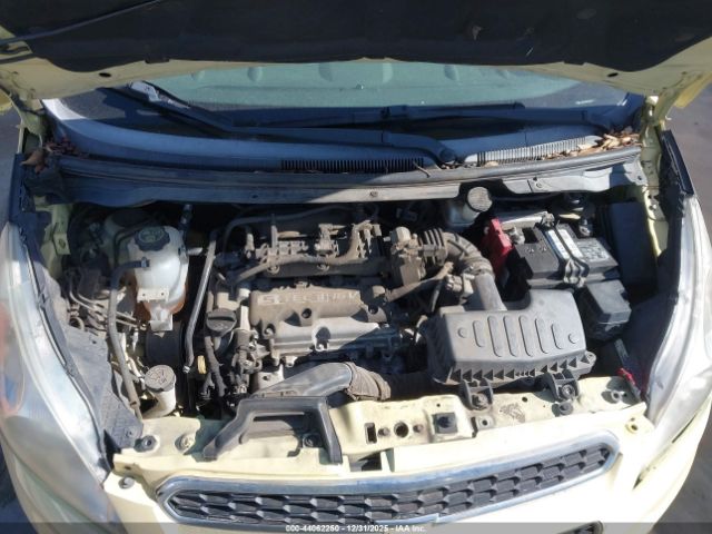 Chevrolet Spark 2lt Auto Image 7