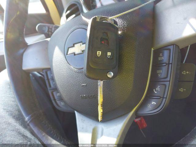 Chevrolet Spark 2lt Auto Image 9