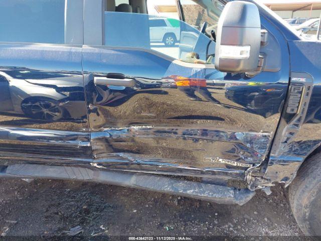 Ford F-250 Xl Image 15