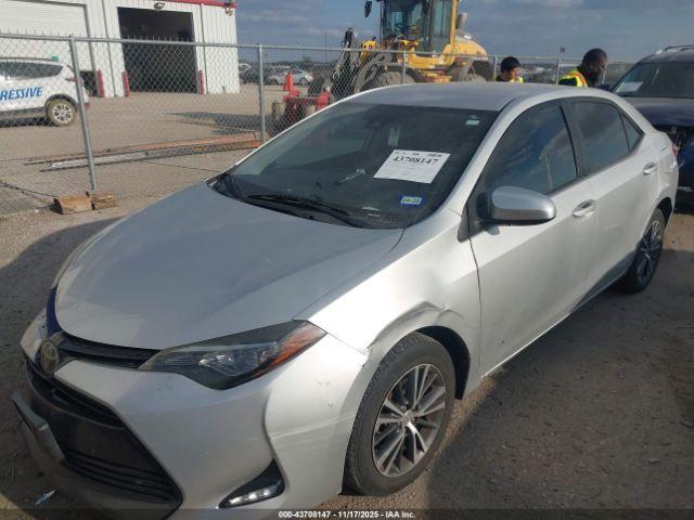 Toyota Corolla Le Image 10