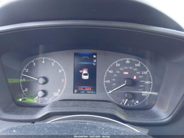 Toyota Corolla Le Image 3