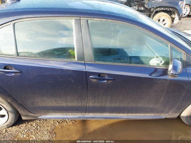 Toyota Corolla Le Image 14