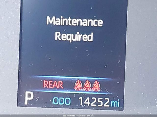 Toyota Corolla Le Image 6