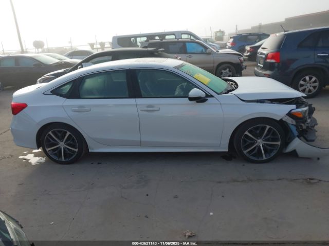 Honda Civic Touring Image 7