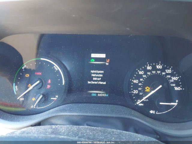 Toyota Sienna Le Image 8