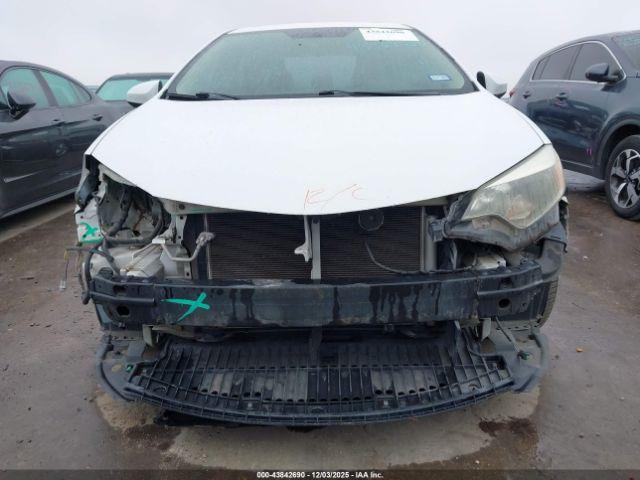 Toyota Corolla Le Eco Plus Image 2