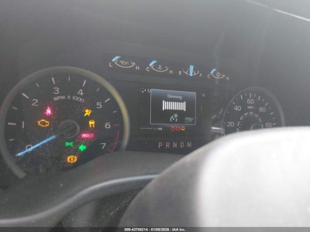 Ford F-150 Xlt Image 16