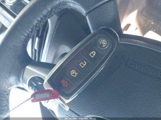 Ford Focus Titanium Image 12