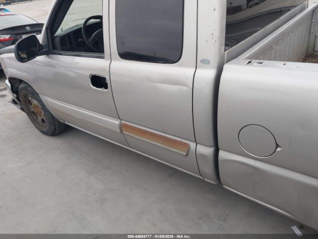 Chevrolet Silverado 1500 Ls Image 14