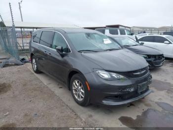  Salvage Chrysler Voyager
