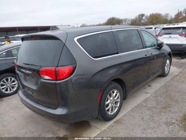 Chrysler Voyager Lx Image 17