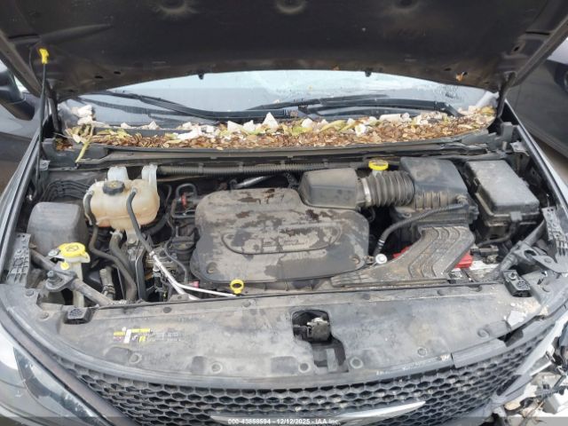 Chrysler Voyager Lx Image 7