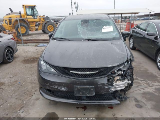 Chrysler Voyager Lx Image 6