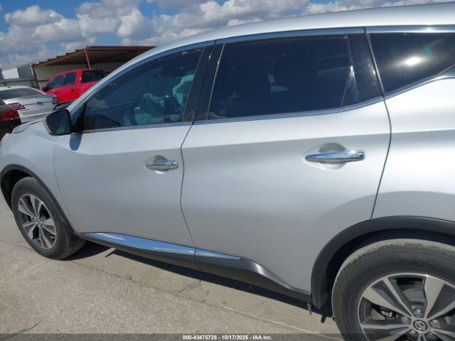 Nissan Murano S Fwd Image 16