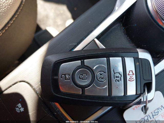 Ford Escape Sel Image 16