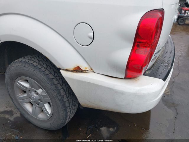 Dodge Durango Slt Image 11