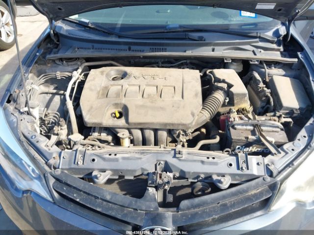 Toyota Corolla Le Image 6