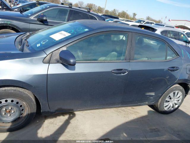 Toyota Corolla Le Image 7