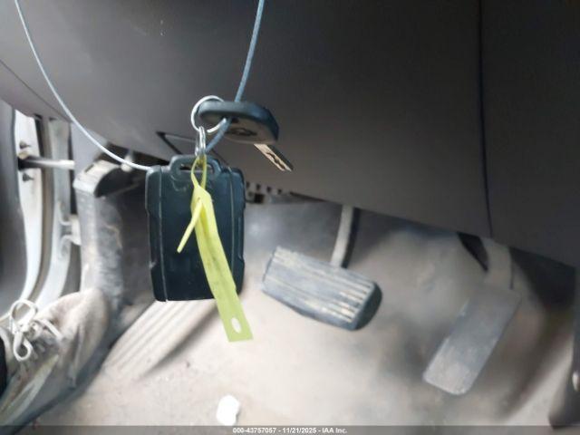 Chevrolet Silverado 2500 Wt Image 15