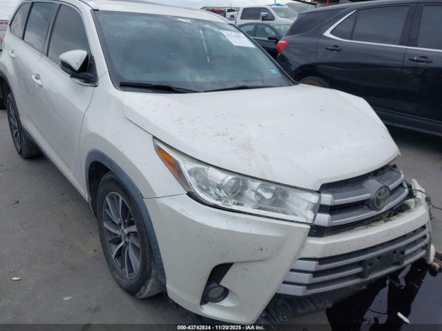 Toyota Highlander Xle Image 5