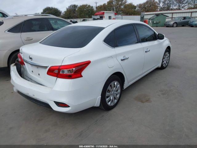 Nissan Sentra S Image 10