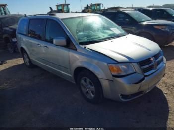  Salvage Dodge Grand Caravan