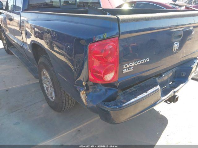 Dodge Dakota Slt Image 2