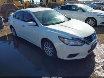  Salvage Nissan Altima