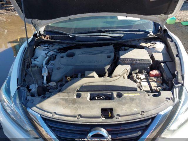 Nissan Altima 2.5 S Image 11